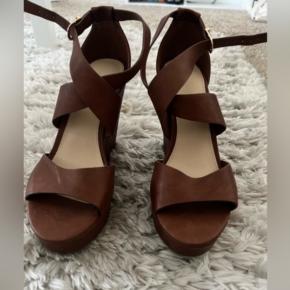 Brown Wedges Sandals - Picture 5 of 5